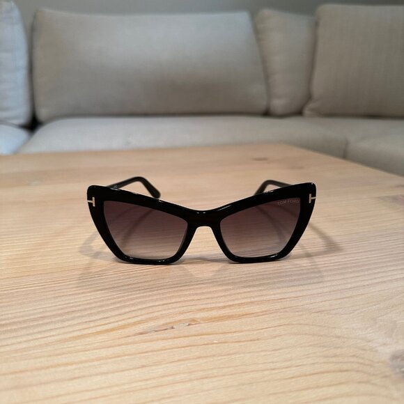 Tom Ford Cat Eye Sunglasses - Black & Gold main image 10